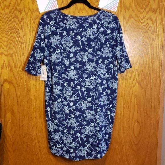 NEW LuLaRoe Floral Irma - Picture 3 of 8